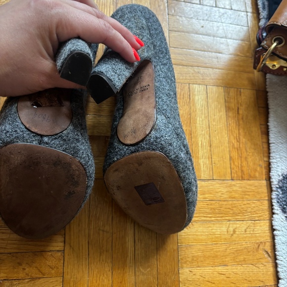 early 2010s Nina Ricci wool leather high heels - Picture 8 of 11